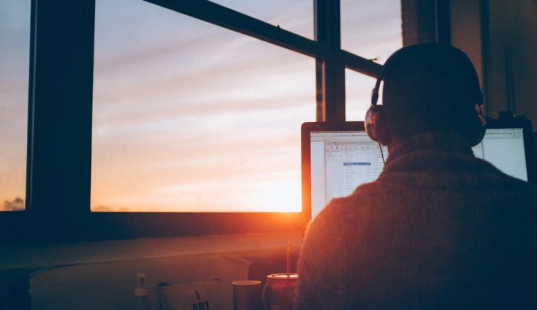 Secrets of Digital Life: How to Find Balance in the Virtual World?